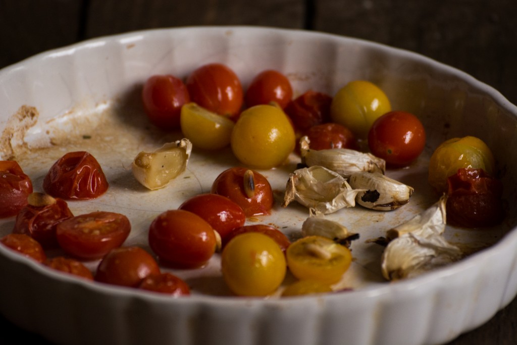 Baked cherry tomoatoes