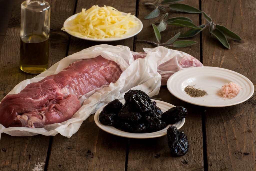 Stuffed tenderloin ingredients