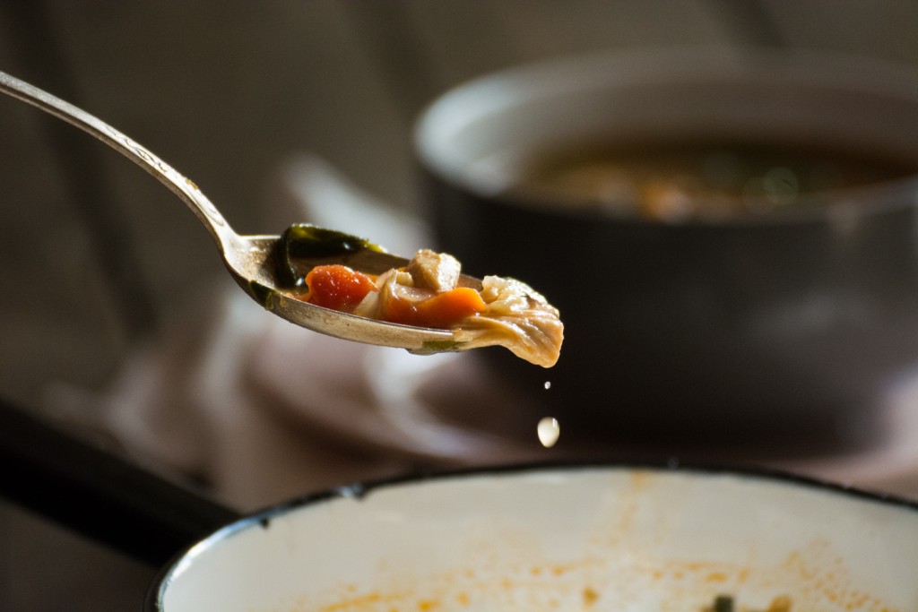 Chicken spinach rice soup