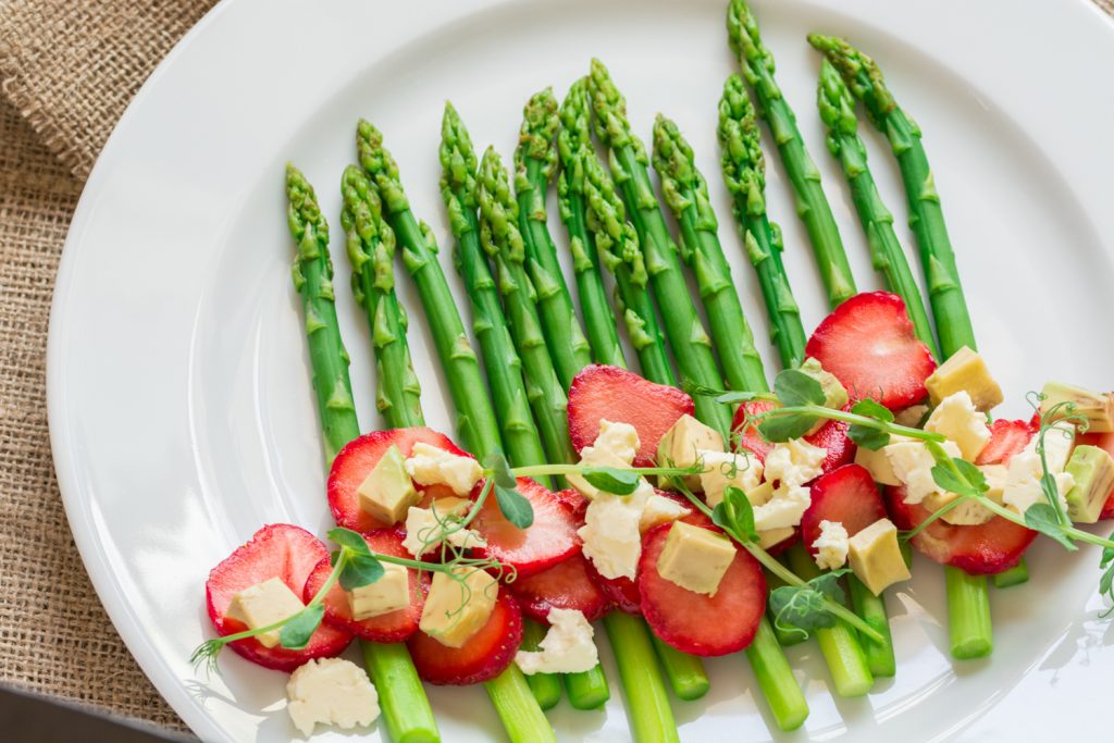 Asparagus salad